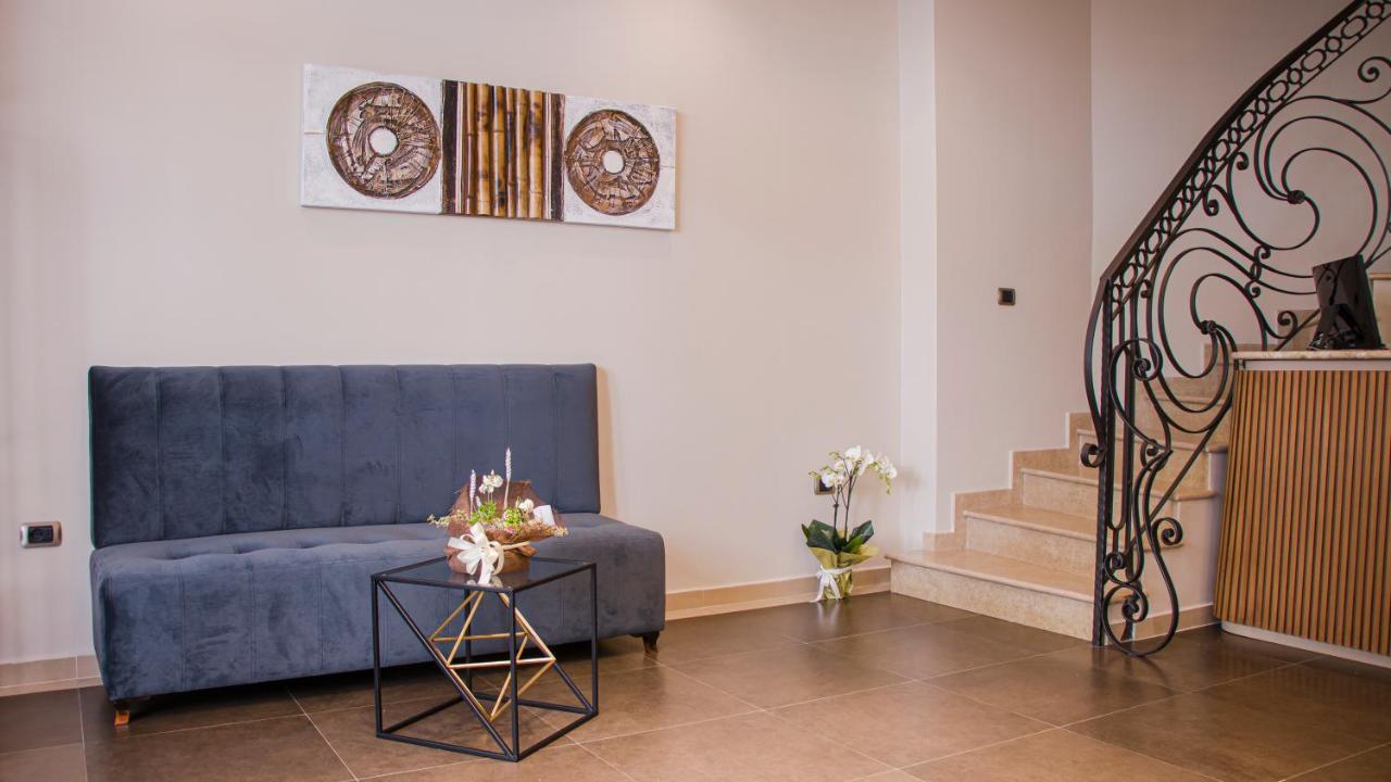 טיראנה Residenza Monun Boutique Hotel מראה חיצוני תמונה